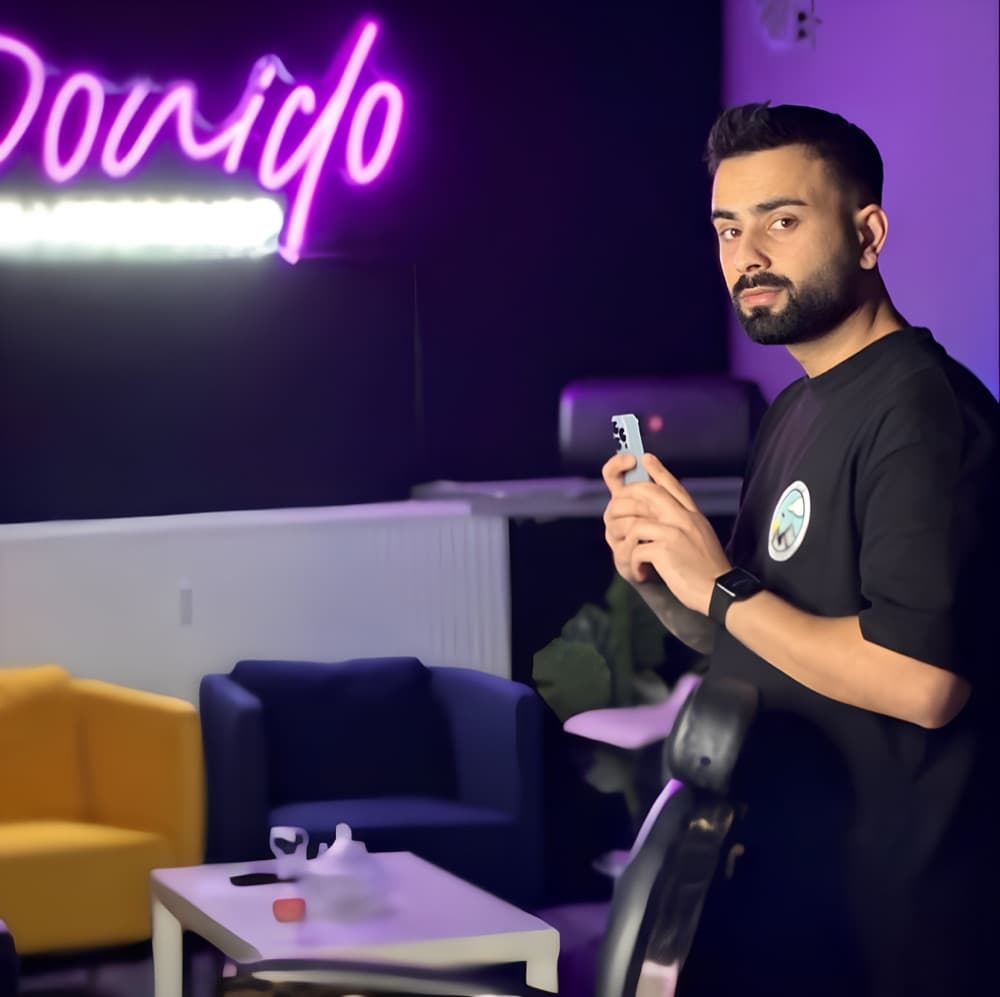 Shayan Borumand, Inhaber und Barber des ShaYo Barbershop in Kiel